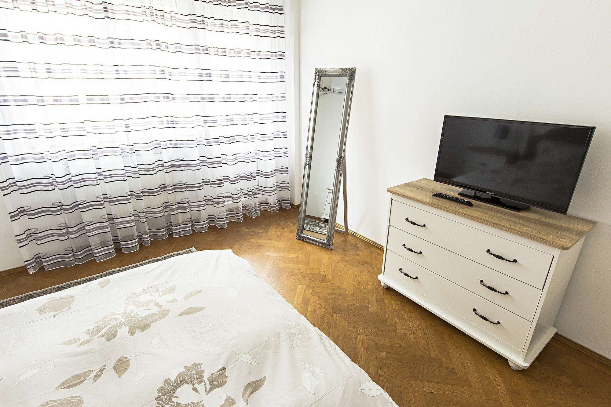 Athenee Residence 1 Bukares Bagian luar foto