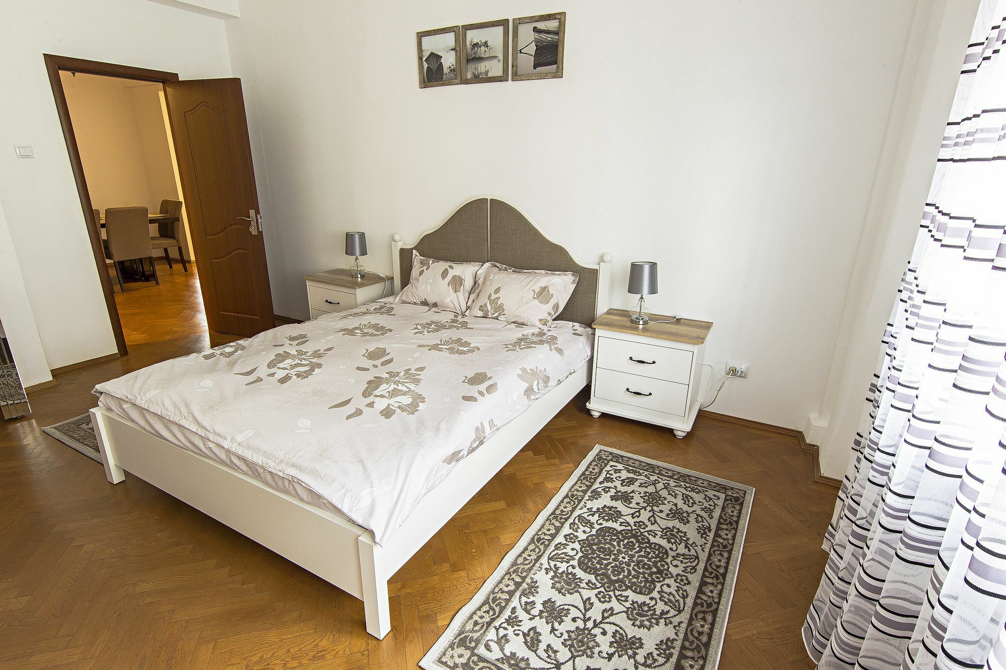 Athenee Residence 1 Bukares Bagian luar foto