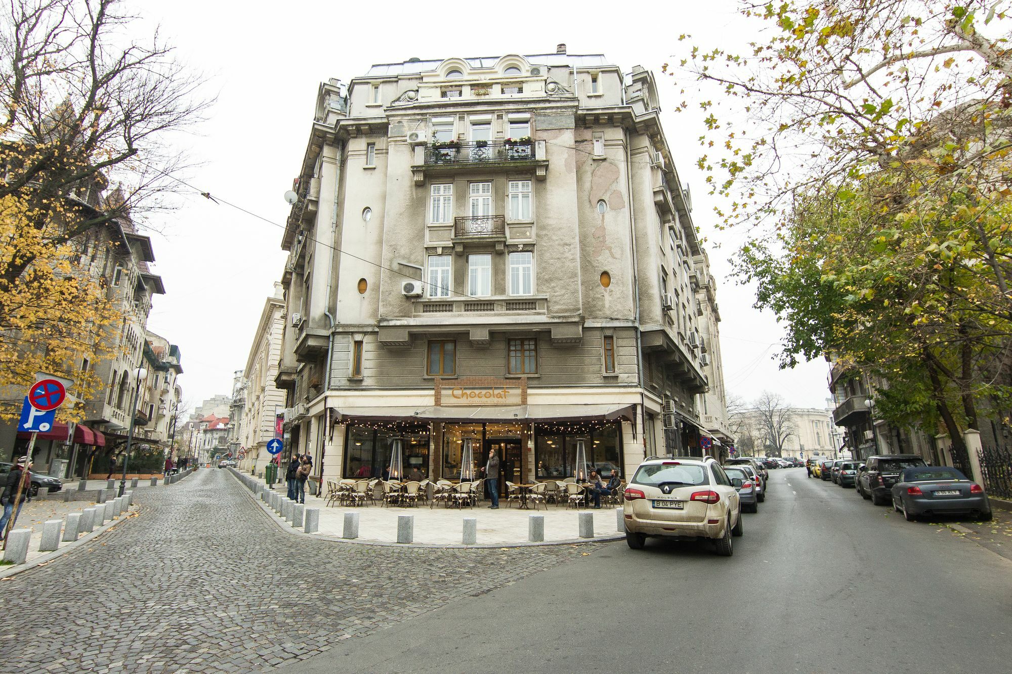 Athenee Residence 1 Bukares Bagian luar foto